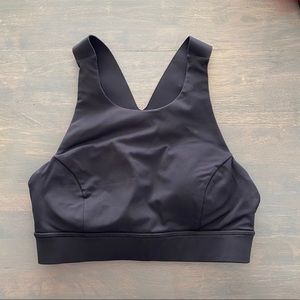 Lululemon black bra size 6